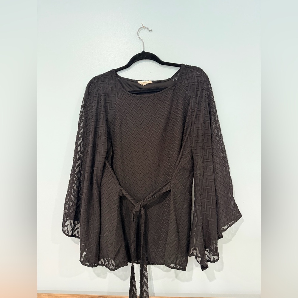 Entro Black Textured Blouse